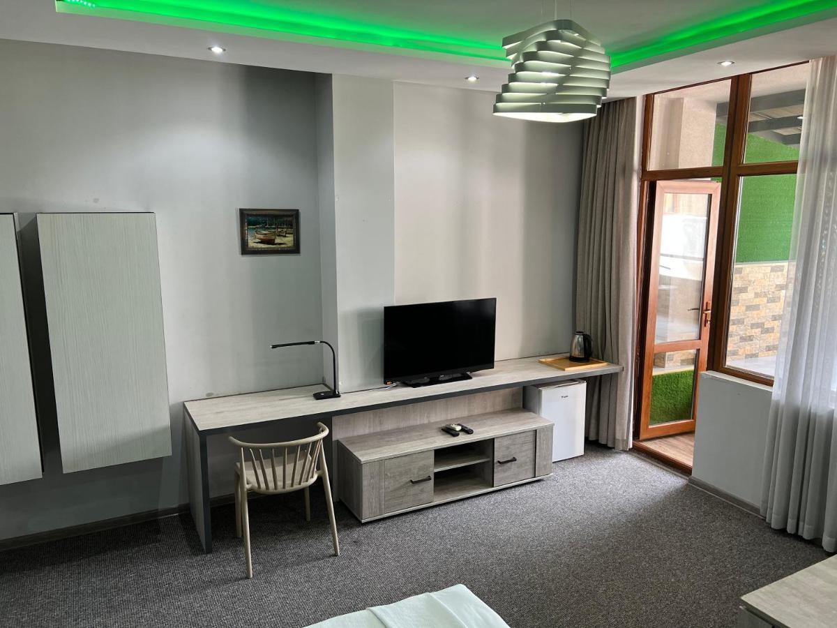 Kent Hotel Kobuleti Eksteriør bilde