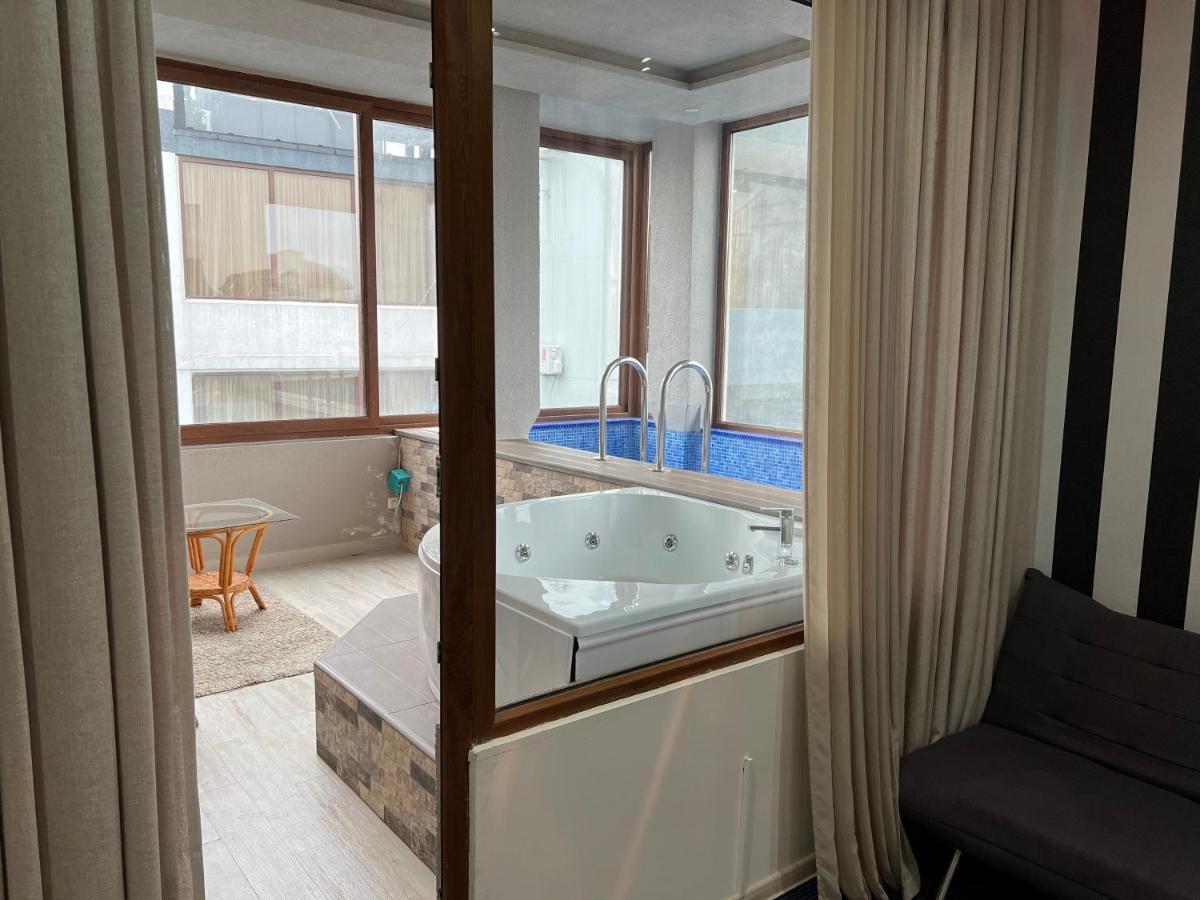 Kent Hotel Kobuleti Eksteriør bilde