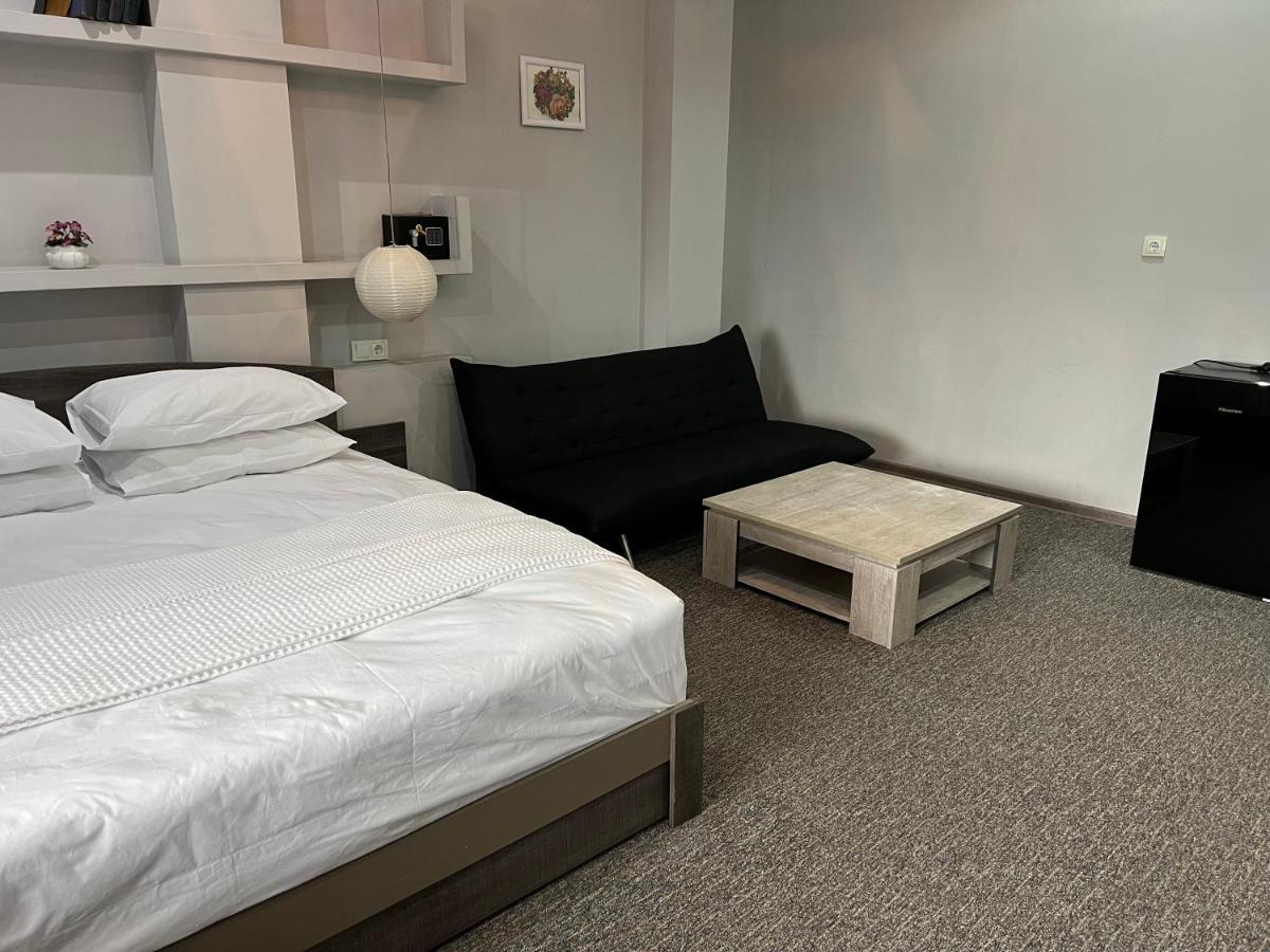 Kent Hotel Kobuleti Eksteriør bilde
