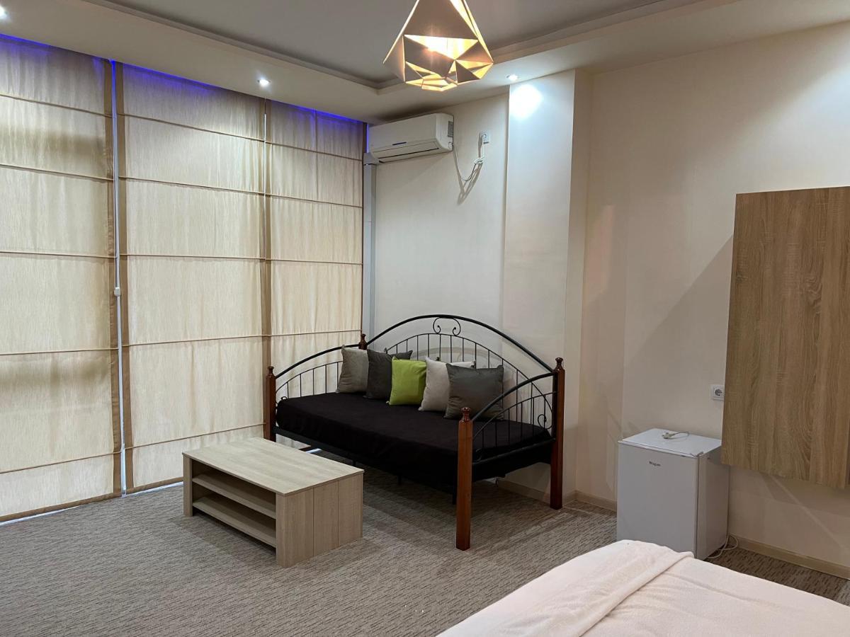 Kent Hotel Kobuleti Eksteriør bilde