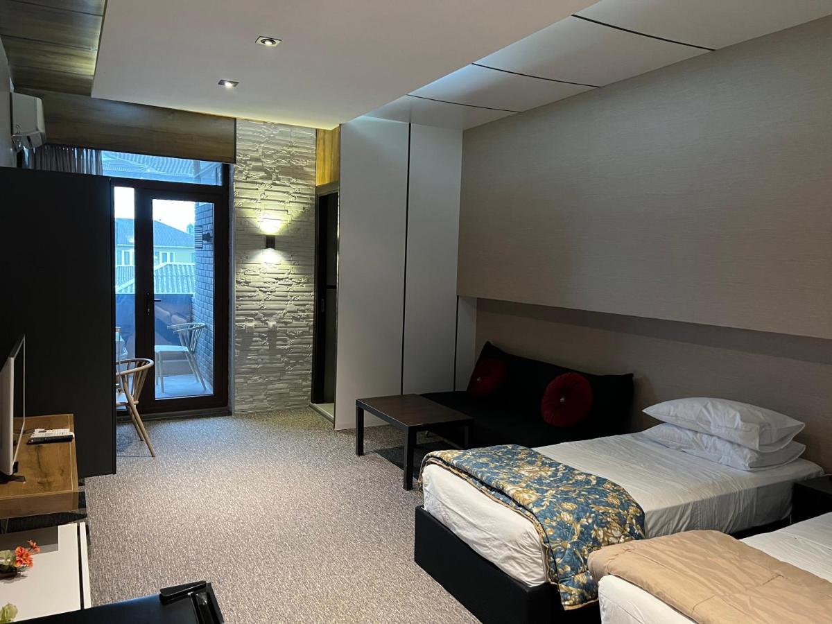 Kent Hotel Kobuleti Eksteriør bilde