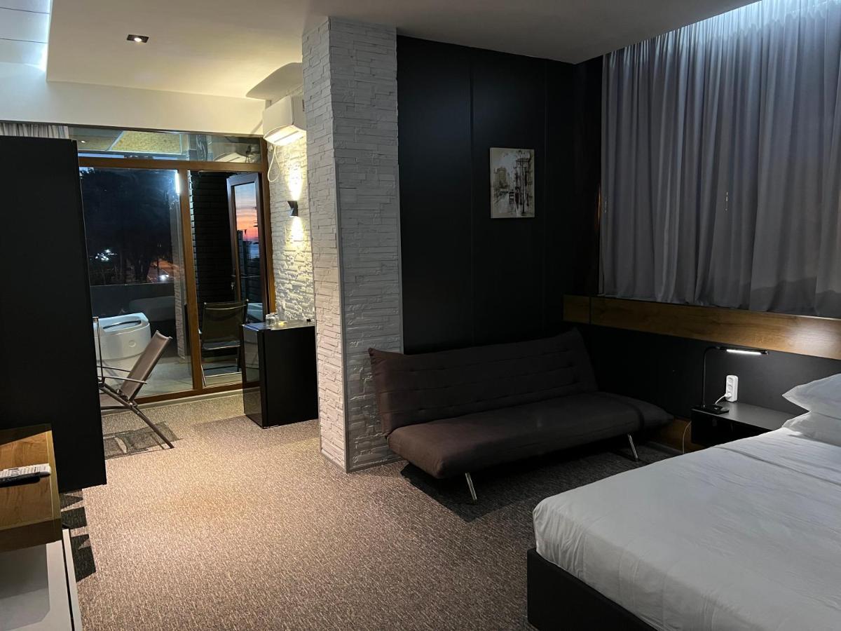 Kent Hotel Kobuleti Eksteriør bilde